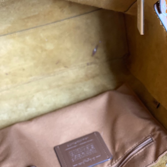 Coach Derby Tote - Picture 10 of 12